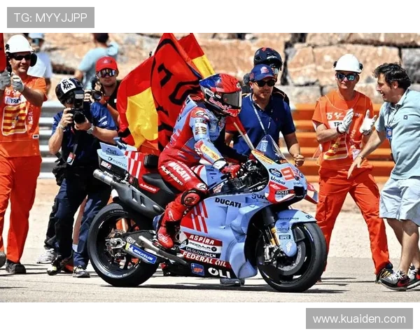 MotoGP赛季高潮来临：年轻车手挑战老将 王者归来还是新霸主崛起